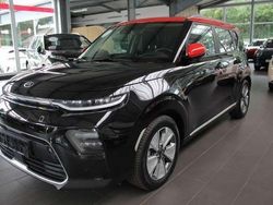 Schwarz metallic Gebraucht 2022 Kia Soul EV Spirit SUV | 24.690 € (Fairer Preis)