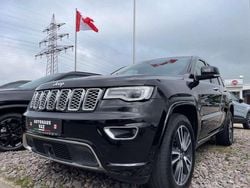 Diamond black crystal p/c Gebraucht 2018 Jeep Grand Cherokee Overland SUV | 30.900 € (Fairer Preis)