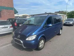 Blau Gebraucht 2004 Mercedes Viano Van / Kleinbus | 2.750 €