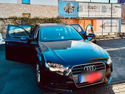 Blau Gebraucht 2014 Audi A4 Kombi | 8.750 € (Guter Preis)