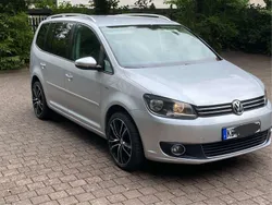Silber Gebraucht 2013 VW Touran Comfortline Van / Kleinbus | 6.300 € (Teuer)