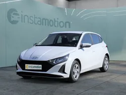 Weiß Neu 2025 Hyundai i20 Select Limousine | 19.490 € (Fairer Preis)