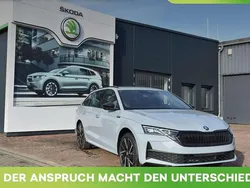 Patina grau Neu 2025 Skoda Octavia SportLine Kombi | 44.995 €