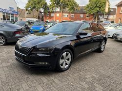 Schwarz Gebraucht 2016 Skoda Superb Ambition Kombi | 16.999 € (Fairer Preis)