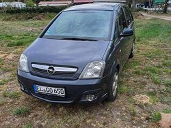 Blau Gebraucht 2009 Opel Meriva Innovation Van / Kleinbus | 3.200 € (Guter Preis)