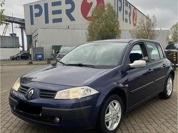 Blau Gebraucht 2004 Renault Mégane II Limousine | 1.690 € (Fairer Preis)