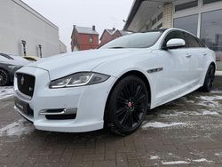 Weiß Gebraucht 2016 Jaguar XJ R-Sport Limousine | 24.999 € (Etwas zu teuer)
