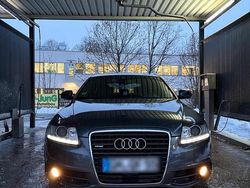 Grau Gebraucht 2009 Audi A6 S-Line Kombi | 10.000 €