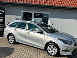 Silber Gebraucht 2024 Kia Ceed Sportswagon Vision Kombi | 21.990 € (Fairer Preis)