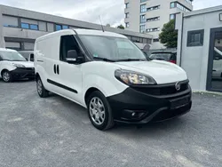 Weiß Gebraucht 2020 Fiat Doblò Connect Van / Kleinbus | 11.380 € (Guter Preis)