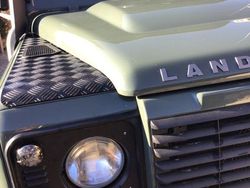 Grün Gebraucht 2011 Land Rover Defender S Kombi | 32.900 € (Guter Preis)