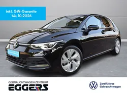 Schwarz Gebraucht 2023 VW Golf VIII Style Kleinwagen | 26.380 € (Fairer Preis)
