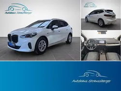 Weiß Gebraucht 2023 BMW 225 Active Tourer Luxury Line Van / Kleinbus | 27.790 € (Superpreis)