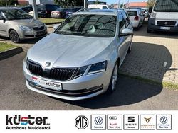 Silber Gebraucht 2020 Skoda Octavia Premium Edition Kombi | 23.390 € (Etwas zu teuer)
