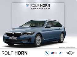 Arctic race blue metallic Gebraucht 2022 BMW 530 Kombi | 38.830 € (Guter Preis)