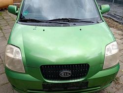 Grün Gebraucht 2004 Kia Picanto Kleinwagen | 900 €