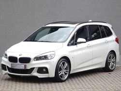 Mineralweiß (metallic) Gebraucht 2018 BMW 218 M Sport Kombi | 18.980 € (Fairer Preis)