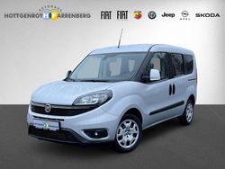 Grau Gebraucht 2023 Fiat Doblò Van / Kleinbus | 18.990 € (Guter Preis)