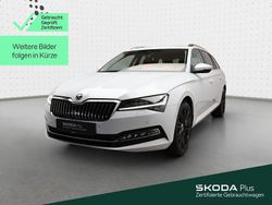 2y moonweiss metallic (metallic) Gebraucht 2022 Skoda Superb Style Kombi | 30.999 € (Fairer Preis)