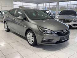 Grau Gebraucht 2019 Opel Astra Limousine | 9.390 € (Fairer Preis)