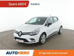 Weiß Gebraucht 2018 Renault Clio IV LIMITED Kleinwagen | 9.170 € (Fairer Preis)