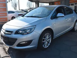 Grau Gebraucht 2015 Opel Astra Limousine | 9.699 € (Guter Preis)