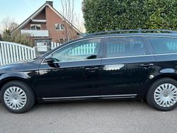 Schwarz Gebraucht 2014 VW Passat Highline Kombi | 7.999 € (Guter Preis)