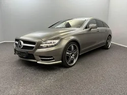 Grau Gebraucht 2013 Mercedes CLS350 AMG line Limousine | 34.999 €