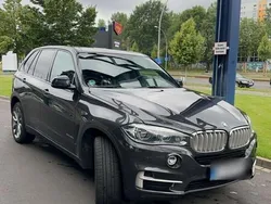Grau Gebraucht 2015 BMW X5 SUV | 26.500 €