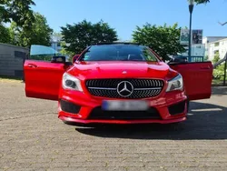 Rot Gebraucht 2013 Mercedes CLA180 AMG Limousine | 14.500 €