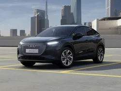 Mythosschwarz metallic/mythoss Gebraucht 2023 Audi Q4 e-tron SUV | 32.850 € (Guter Preis)