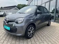 Weiß Gebraucht 2018 Renault Twingo LIMITED Kleinwagen | 8.197 € (Fairer Preis)