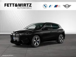 Saphirschwarz metallic Gebraucht 2024 BMW iX Sport Line SUV | 68.888 € (Superpreis)