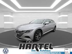 Pyritsilber (silver), metallic Gebraucht 2022 VW Arteon Elegance Kombi | 28.200 € (Guter Preis)