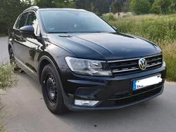 Schwarz Gebraucht 2016 VW Tiguan Trendline SUV | 15.900 € (Teuer)