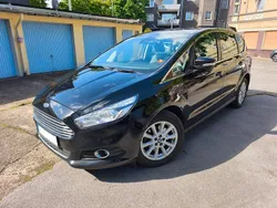 Schwarz Gebraucht 2017 Ford S-MAX Titanium Van / Kleinbus | 13.200 € (Guter Preis)