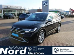 Schwarz Gebraucht 2023 VW Tiguan Allspace Elegance SUV | 45.990 € (Fairer Preis)