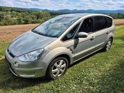 Gold Gebraucht 2009 Ford S-MAX S Van / Kleinbus | 2.900 € (Fairer Preis)