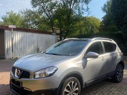 Grau Gebraucht 2011 Nissan Qashqai SUV | 6.699 €