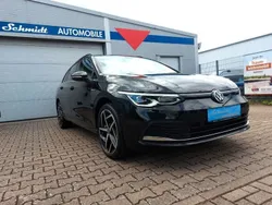 Deep black perleffekt (metallic) Gebraucht 2021 VW Golf VIII Style Kombi | 21.990 € (Fairer Preis)