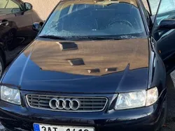 Blau Gebraucht 1998 Audi A3 Ambition Limousine | 800 € (Superpreis)