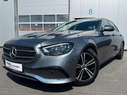 Grau Gebraucht 2020 Mercedes E200 Avantgarde Limousine | 31.890 € (Teuer)