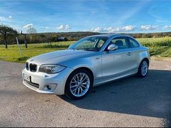 Silber Gebraucht 2011 BMW 123 Coupé Coupé | 10.999 €