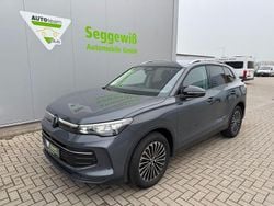 Grau Gebraucht 2025 VW Tiguan Goal SUV | 38.200 €