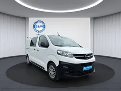 Weiß Gebraucht 2021 Opel Vivaro Edition Van | 19.499 € (Etwas zu teuer)