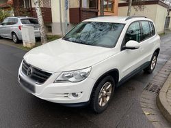 Weiß Gebraucht 2008 VW Tiguan SUV | 3.800 €