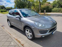 Grau Gebraucht 2013 Porsche Cayenne SUV | 19.900 € (Superpreis)