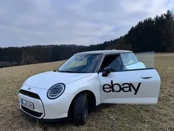 Weiß Neu 2025 Mini Cooper Classic Kleinwagen | 32.000 € (Guter Preis)