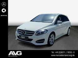 Weiß Gebraucht 2016 Mercedes B220 Business Van / Kleinbus | 17.800 € (Fairer Preis)