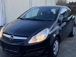 Schwarz Gebraucht 2010 Opel Corsa Kleinwagen | 2.500 € (Guter Preis)